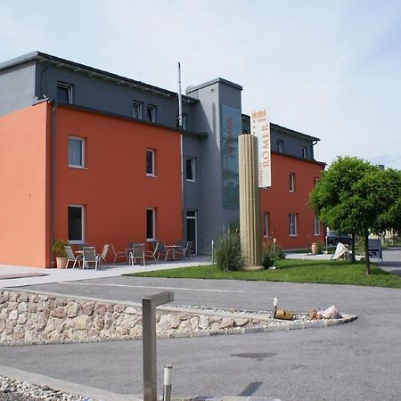 Pension Zum Romer Енс Екстер'єр фото